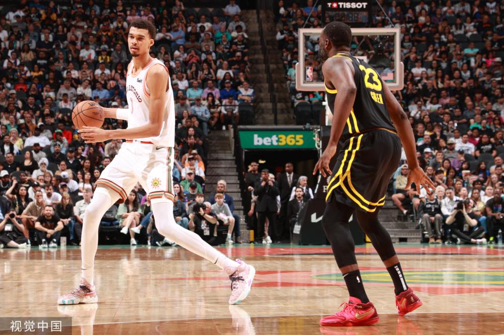 德甲赛场不 德甲赛场不