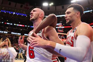 仅彰显了中 仅彰显了中